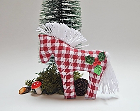 Hračky - Koník - ozdoba na vianočný stromček - 13760981_