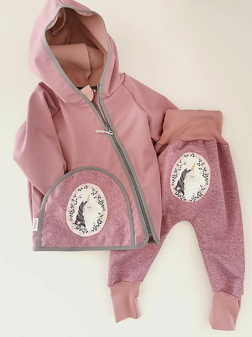 Softshellky “unicorn” 