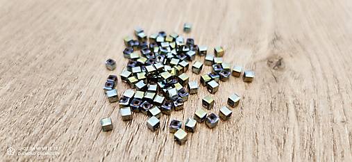 Korálky - Korálka kocka 3 mm - Zelená AB - 13767893_