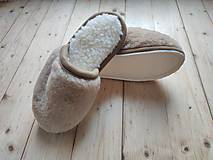 Ponožky, pančuchy, obuv - VLNIENKA barefoot papuče na doma 100% ovčia vlna MERINO TOP SUPER WASH Camel - 13767266_