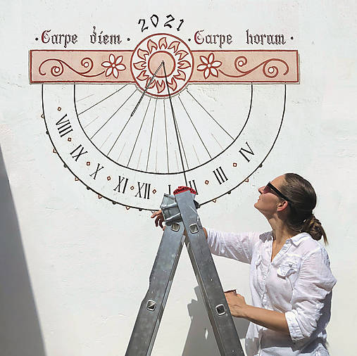 Slnečné hodiny  (Maľovanie na fasádu, jednoduché hodiny)