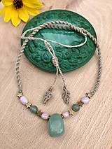 Náhrdelníky - Hviezdičkový makramé náhrdelník z minerálov zelený aventurín a ružový opál - 13768122_