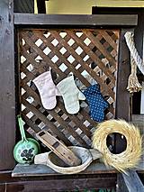 Úžitkový textil - Ľanová kuchynská chňapka s bodkami - 13766944_