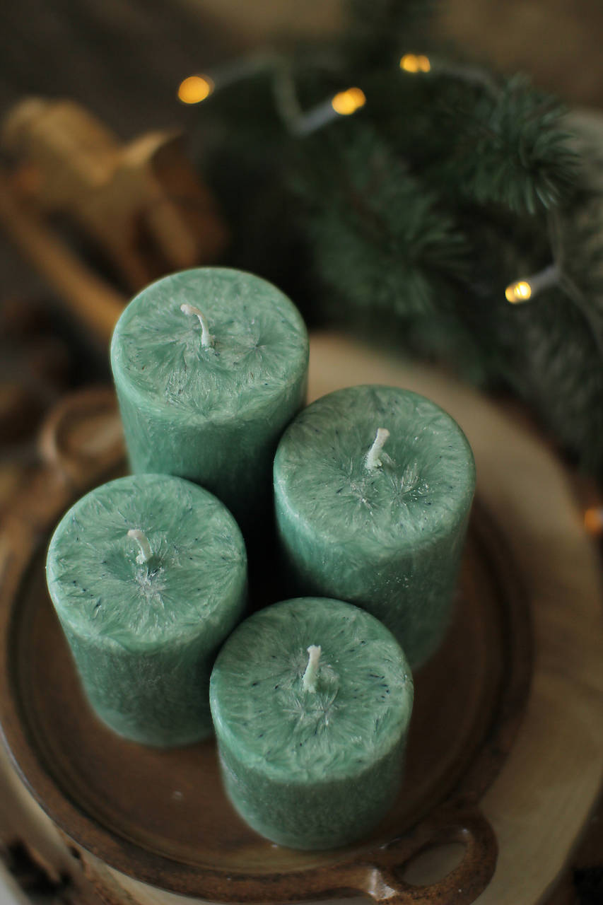 Mrazivé adventné sviečky (smaragdovo zelené)