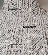Úžitkový textil - Jemnučká a ľahká deka z priadze alize puffy - slonová kosť - 13778232_