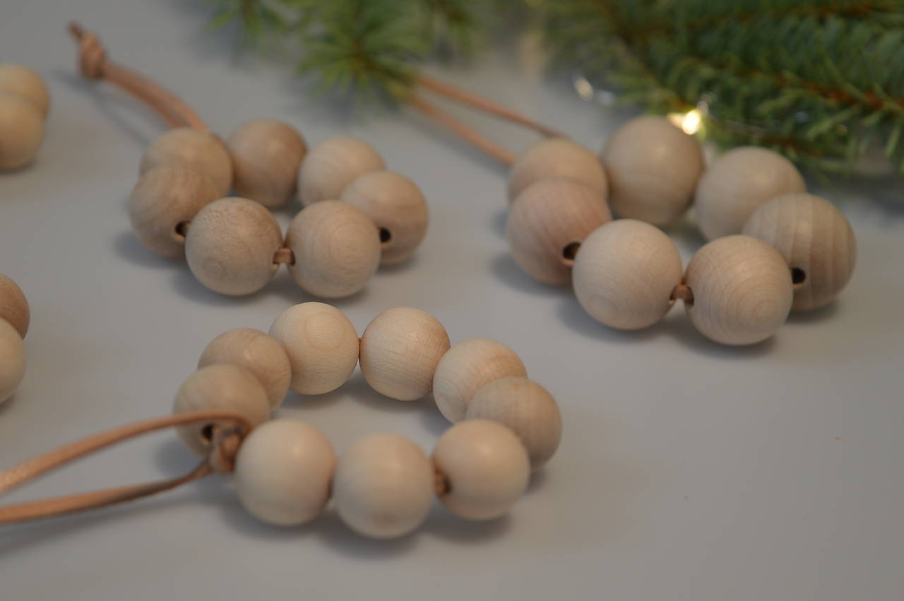 Wood beads ring - Vianočné korálkové 