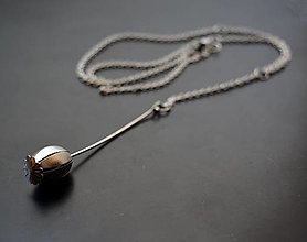 Náhrdelníky - Nerezový náhrdelník  makovička - 13791949_
