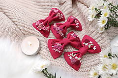 Ozdoby do vlasov - Vyšívané mašličky Jahoda ♡ (Maliny) - 13797088_