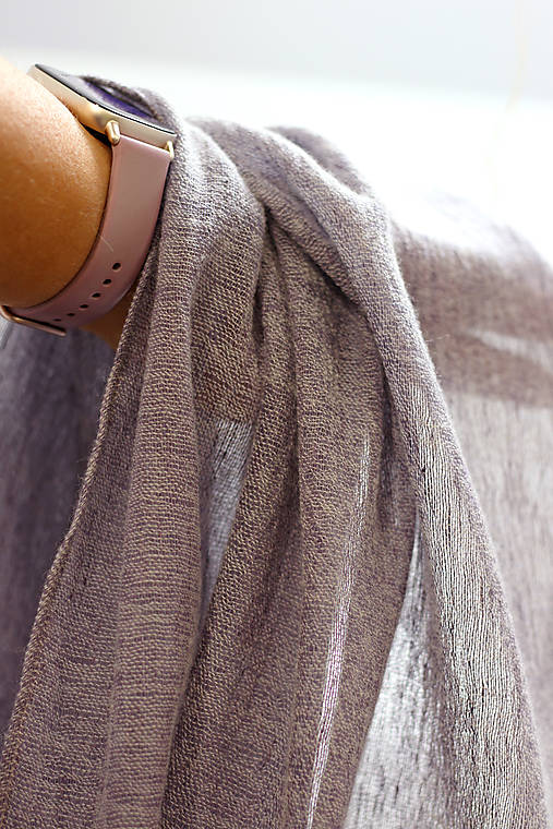 Exkluzívny ľanovo-vlnený šál šedofialovej farby s remienkom