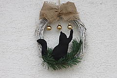 Dekorácie - Prírodný vianočný veniec na dvere s mačičkou - 13811960_