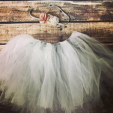 Detské oblečenie - Sivo-biela tutu suknička s čelenkou - 13809271_