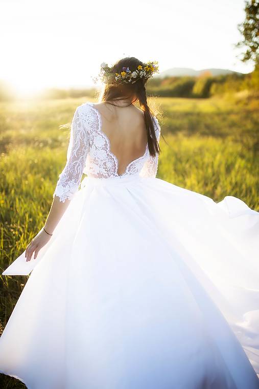 svadobné šaty Srdce z čepca