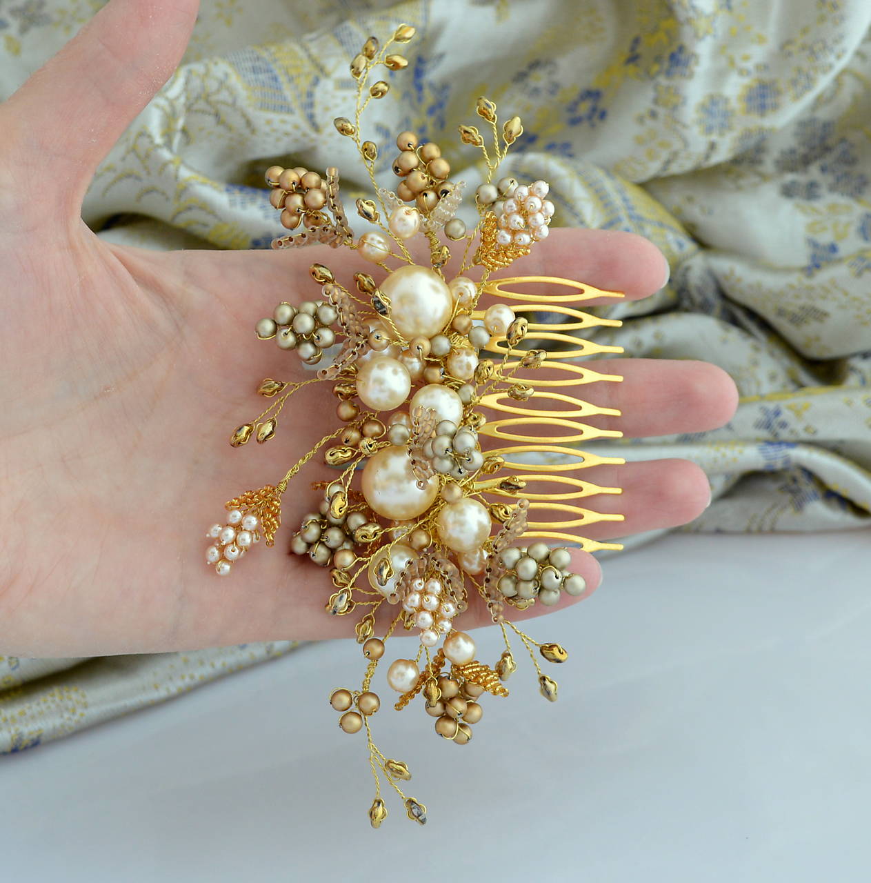 Jesenný perlový hrebienok