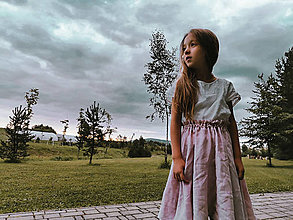 Detské oblečenie - Hrdlička - dievčenská točivá ľanová sukňa (prašná ružová) - 13815301_