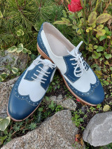 Pánske oblečenie - Modro-bielé pánské topánky - 13828900_