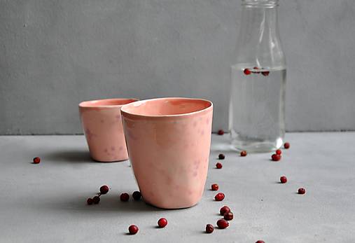 Šálka, hrnček, pohár , vaza ružovo-fialový