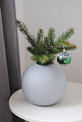 Dekorácie - Vianočná guľa zdobená voskom (aj s menom) (Zelená lesklá) - 13833280_