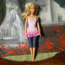 Hračky - Šité Barbie šaty (3/4 nohavice z rifloviny a bluzka pre Barbie) - 13838361_