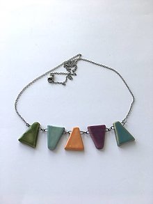 Náhrdelníky - keramický náhrdelník farby - 13840107_