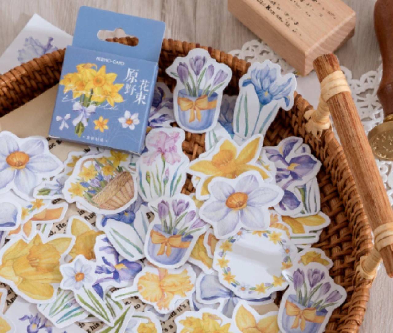 NA104 Krabička nálepiek - narcis 45 kusov