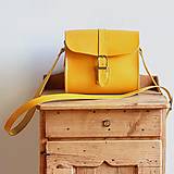 Kabelky - Kožená kabelka *Yellow Leather Messenger* - 13850044_