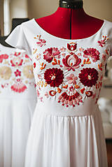 Šaty - Svadobné šaty Motýľ (Červená výšivka) - 13862632_