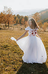 Šaty - Svadobné šaty Motýľ (Červená výšivka) - 13862651_
