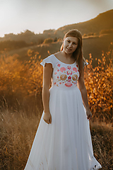 Šaty - Svadobné šaty Motýľ (Ružovo-béžová výšivka) - 13862669_