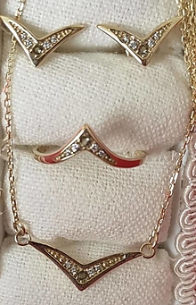 Prstene - Víťazný prsteň s českým vltavínom a diamantmi z bieleho a žltého zlata 585 / 14K (biele zlato 57 mm) - 13861485_