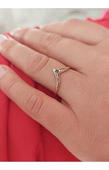 Prstene - Víťazný prsteň s českým vltavínom a diamantmi z bieleho a žltého zlata 585 / 14K (biele zlato 59 mm) - 13861495_