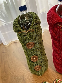Úžitkový textil - Háčkované oblečko na fľašu Vianočné (zelené) - 13861417_
