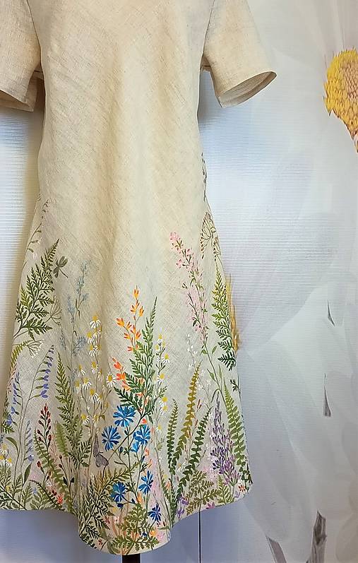 Ručne maľované béžové ľanové šaty " Lúčne II. "