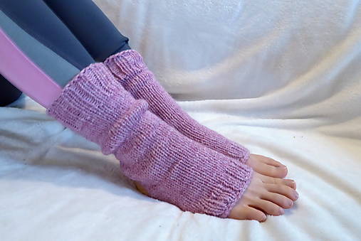  - fialkové ponožky na jógu - 13864047_