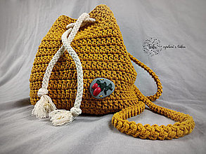Batohy - Žltý háčkovaný ruksačik „Šípky“ - 13866614_