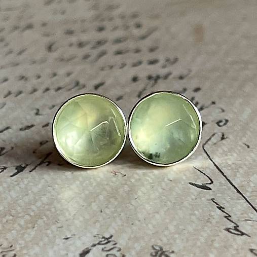 Faceted Prehnite Ag925 Stud Earrings / Náušnice s prehnitom AG925