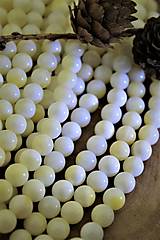 Minerály - perleť korálky 8mm - morská perleť - 13883622_