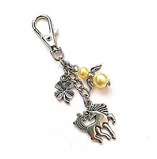 Kľúčenky - Kľúčenka "jednorožec" s anjelikom (žltá) - 13891972_