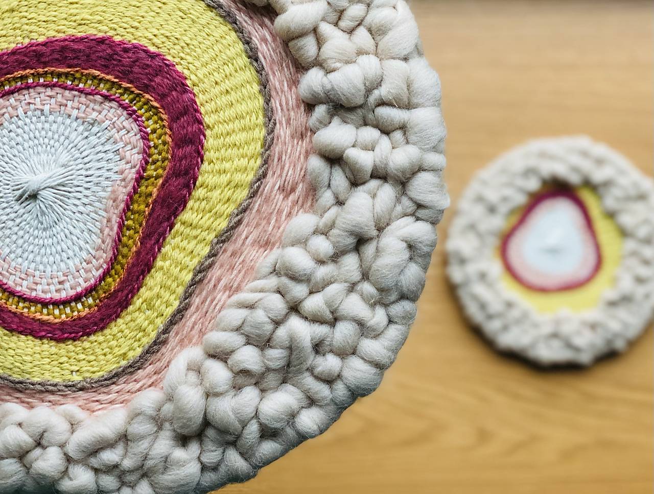 Set 2 kusy “Žlto-ružové” kruhové tapisérie 