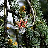 Dekorácie - Vianočné ozdoby hviezda malá 7 cm zlato-červené zdobenie 4ks - 13908290_