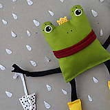 Hračky - Žabka v gumáčikoch (textilná hračka) - 13908185_