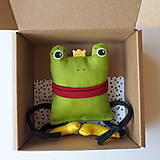 Hračky - Žabka v gumáčikoch (textilná hračka) - 13908189_