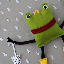 Hračky - Žabka v gumáčikoch (textilná hračka) - 13908185_