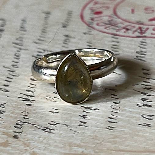 Labradorite Ag925 Ring / Strieborný prsteň s labradoritom