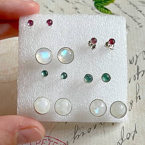 Moonstone Silver Ag925 Stud Earrings / Strieborné náušnice s mesačným kameňom