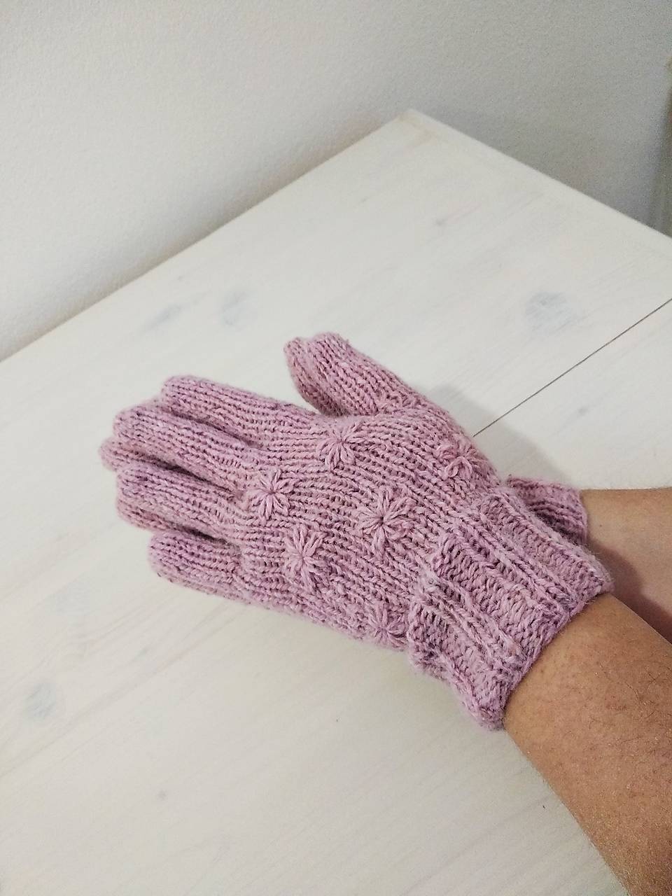 Dámske rukavice s tweedovým efektom