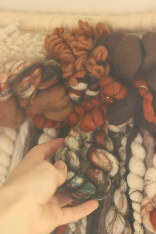 Ručne tkaná vlnená tapiséria JESEŇ