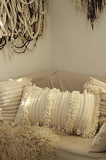 Úžitkový textil - Ručne tkaný vlnený dekoračný vankúš (prírodná biela) - 13947602_