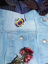 Brošne - Ručne vyšívaná brošňa - folk kvet 1 - 13948148_