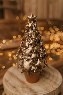 Dekorácie - Vianočný Stromček Zlatý - 13950951_