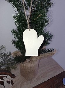Dekorácie - Drevená vianočná ozdoba - rukavica - 13953027_